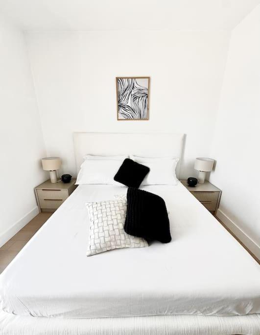 Aptments4 - Real Estate Solutions Appartement Olbia